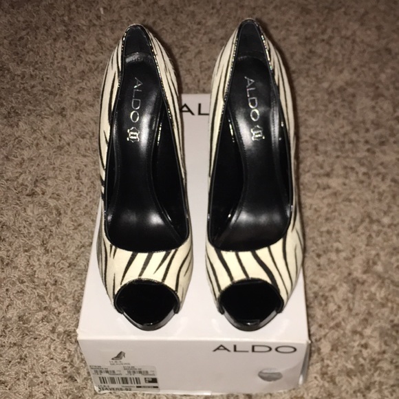 Aldo zebra print heels. Size 10 - Picture 2 of 6